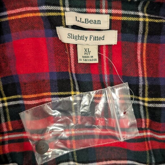 LL Bean Red Tartan Scotch Plaid Flannel Shirt, Slightly Fitted - Women's sz M/L - Picture 3 of 5